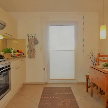 Apartment Land &